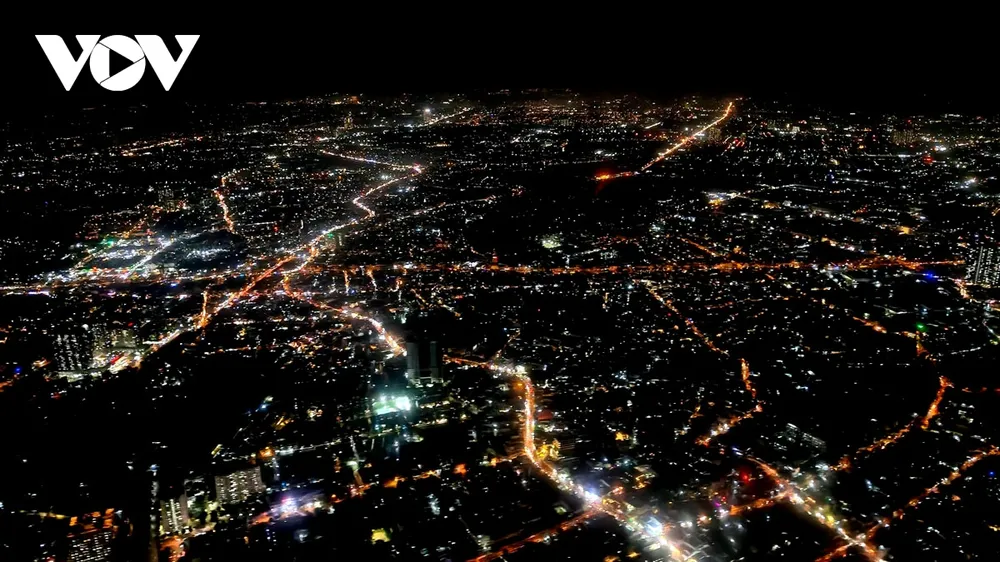 Đằng sau những con số và chiến lược là khát vọng Đằng sau những con số và chiến lược là khát vọng
