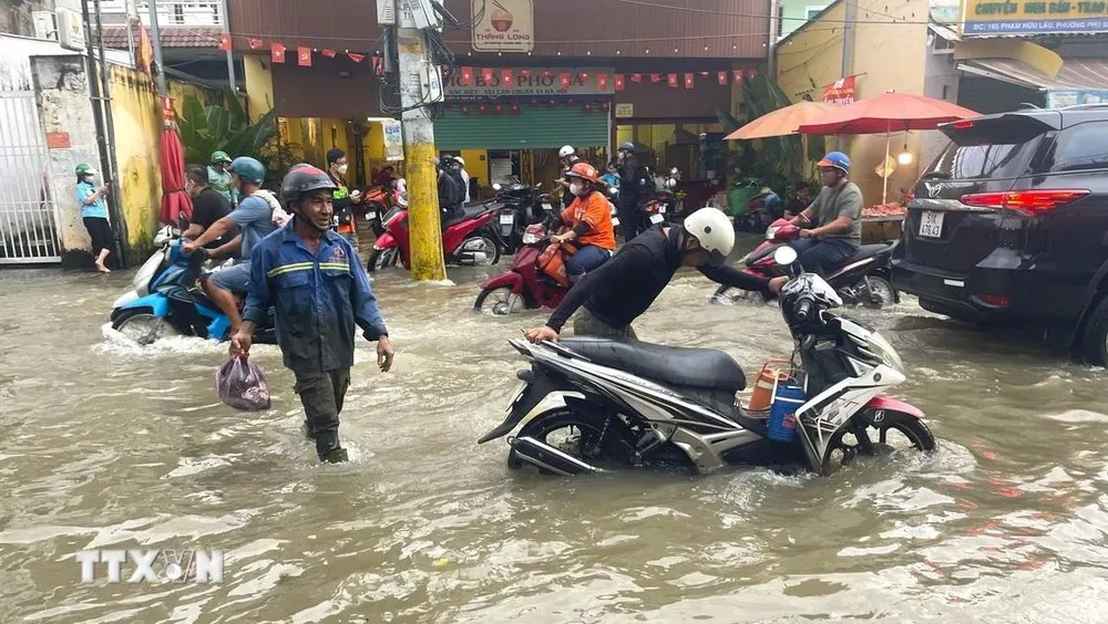 CPI tháng 10 ghi nhận 10/11 nhóm tăng giá