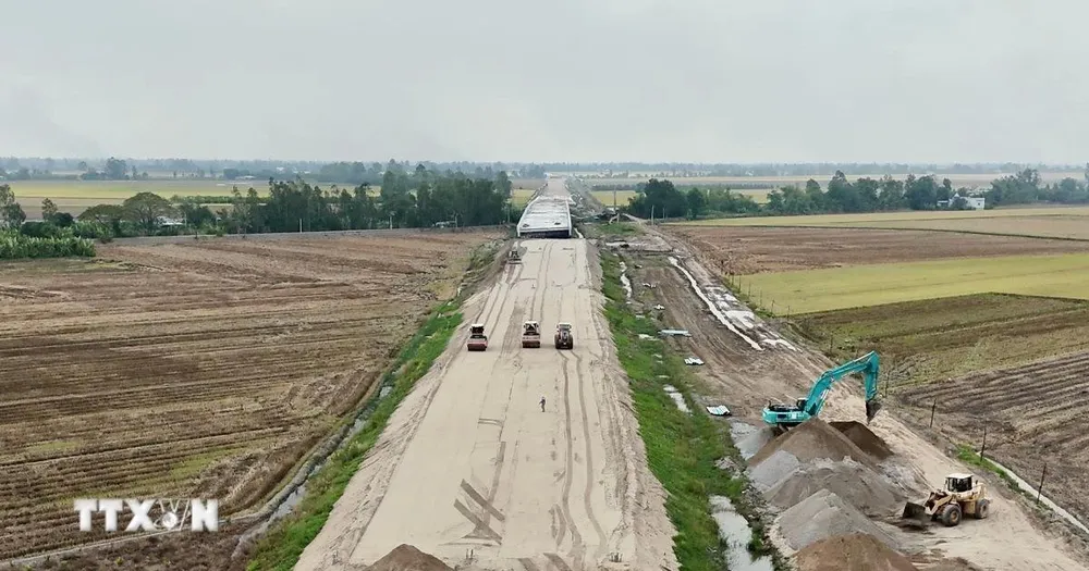 TPHCM đối mặt thách thức lớn về nguồn lực đầu tư