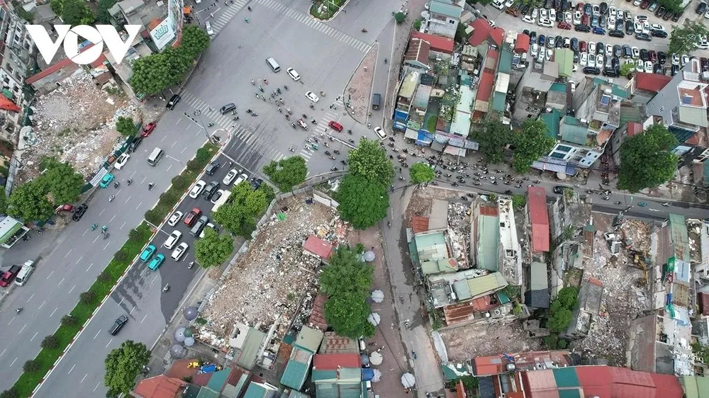 Khu vực ngã tư Nguyễn Chí Thanh - La Thành