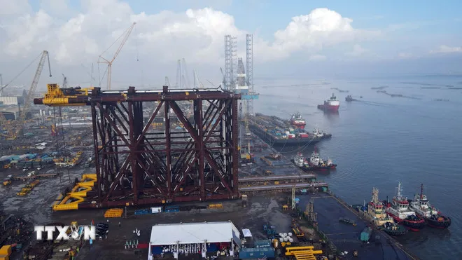 Chân đế khối thượng tầng Giàn công nghệ trung tâm là hạng mục đặc biệt quan trọng trong tổng thể Chuỗi dự án khí – điện Lô B – Ô Môn (Dự án trọng điểm quốc gia có tổng mức đầu tư gần 12 tỷ USD). (Ảnh: Đoàn Mạnh Dương/TTXVN)