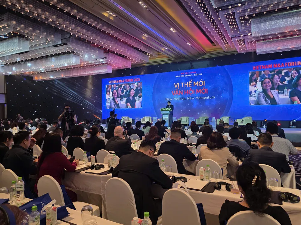 Quang cảnh diễn đàn Mua bán và sáp nhập doanh nghiệp Việt Nam lần thứ 17 năm 2025 (M&A Vietnam Forum 2025). 