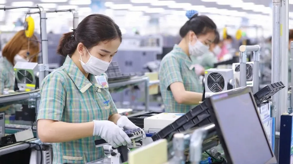 Bảy nghị quyết chiến lược tạo cơ chế phát triển dựa trên thể chế chất lượng cao, khoa học - công nghệ, đổi mới sáng tạo và sức mạnh của con người.