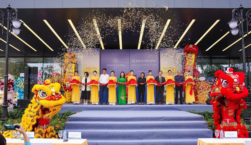 Khai trương khách sạn Sheraton Vinh