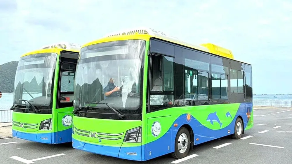 TPHCM khai trương tuyến xe buýt đầu tiên tại đặc khu Côn Đảo