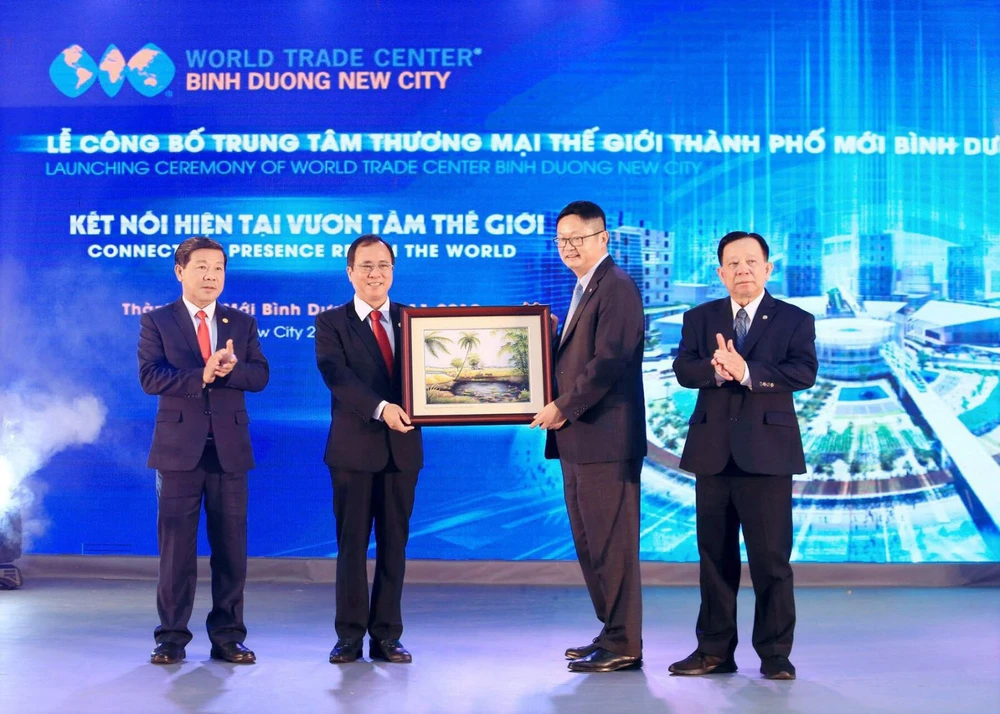 Becamex IDC và đối tác Hàn Quốc ký thỏa thuận điều hành Trung tâm Triển lãm thế giới TP mới Bình Dương ảnh 1 Becamex IDC và đối tác Hàn Quốc ký thỏa thuận điều hành Trung tâm Triển lãm thế giới TP mới Bình Dương ảnh 1
