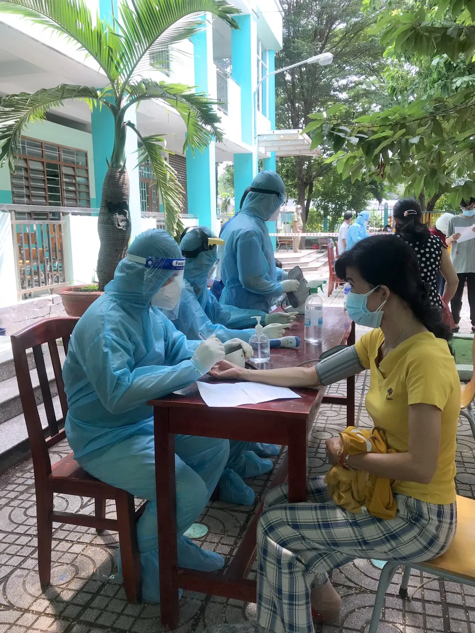 Bình Dương quyết tâm tiêm 1 triệu liều vaccine Sinopharm trong 4 ngày ảnh 1