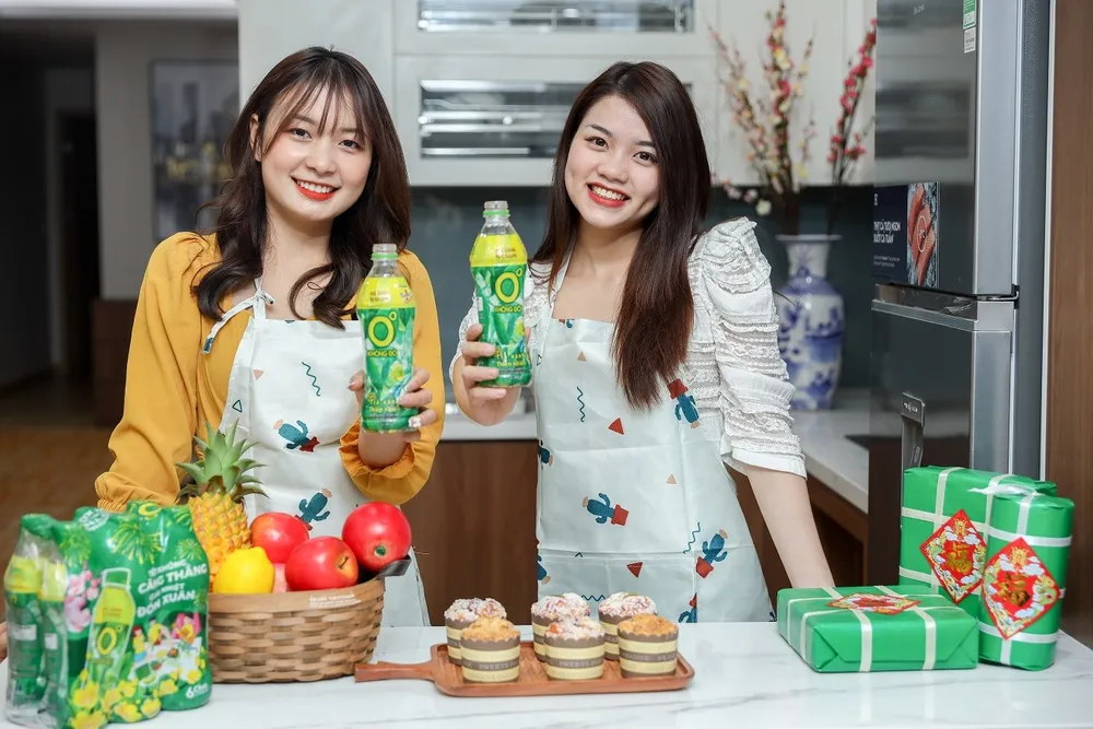 Gặp gỡ bạn bè, cùng vào bếp nấu món ăn yêu thích cho gia đình hay thưởng thức những chai Trà Xanh Không Độ là cách người trẻ giải tỏa căng thẳng trong ngày tết Gặp gỡ bạn bè, cùng vào bếp nấu món ăn yêu thích cho gia đình hay thưởng thức những chai Trà Xanh Không Độ là cách người trẻ giải tỏa căng thẳng trong ngày tết