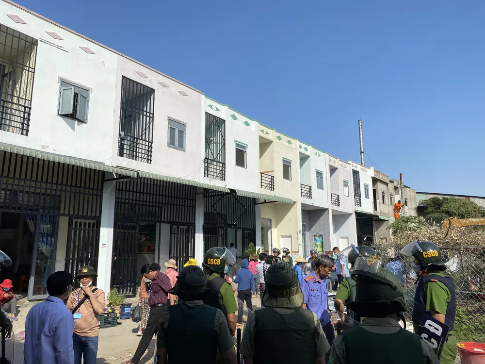 Lực lượng chức năng triển khai các biện pháp cưỡng chế