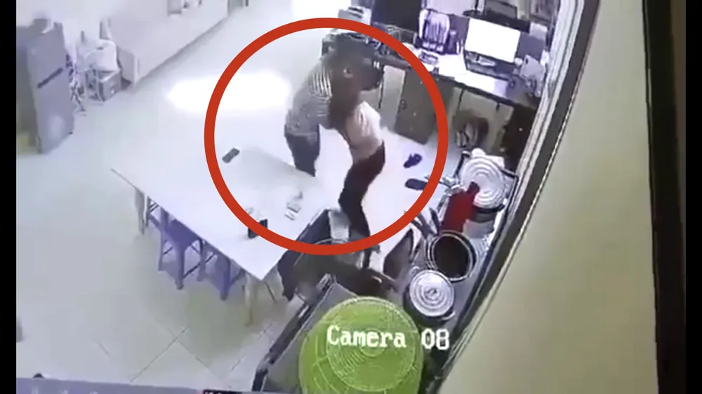 Hình ảnh ghi lại thời điểm trước khi phát hiện nạn nhân tử vong