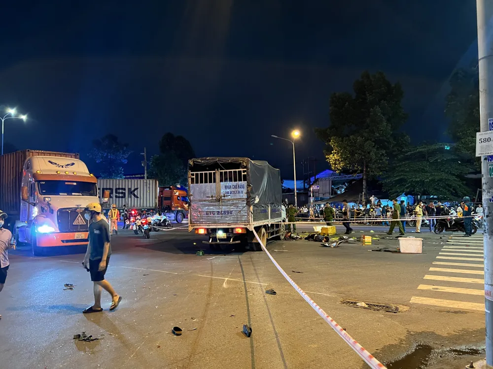 Lực lượng chức năng phong tỏa hiện trường Lực lượng chức năng phong tỏa hiện trường