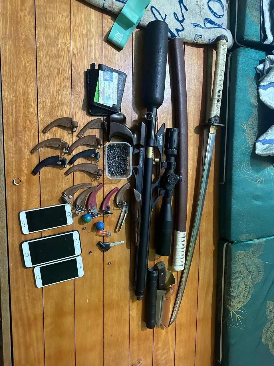 Tang vật bị tạm giữ Tang vật bị tạm giữ