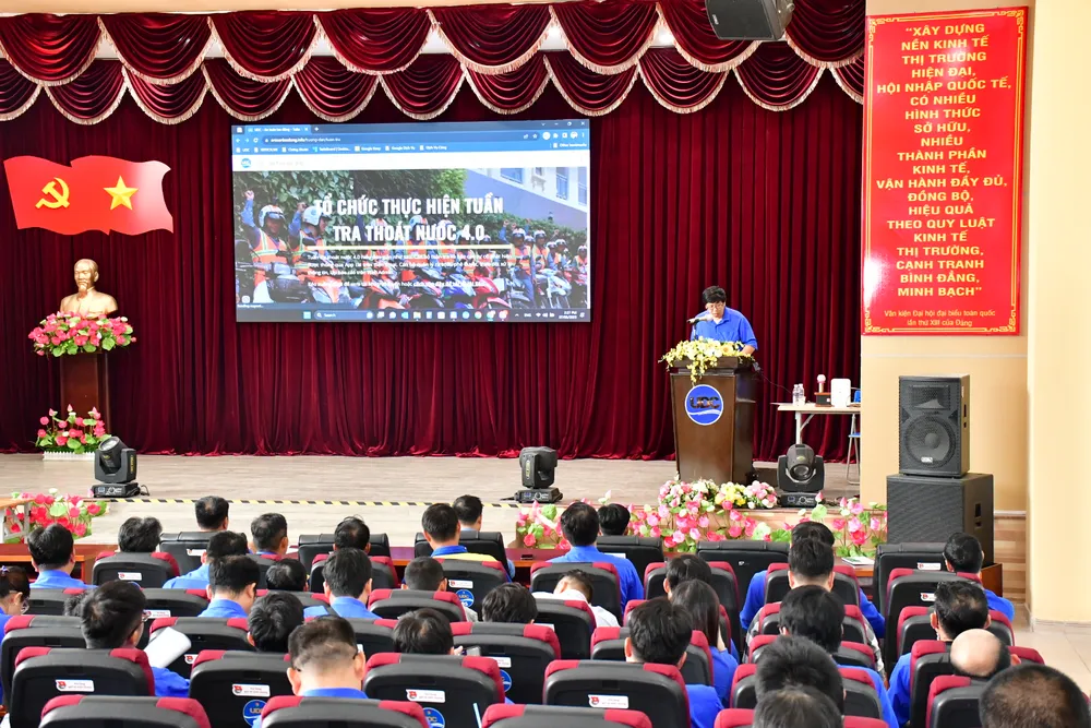 Quang cảnh lớp đào tạo nghiệp vụ tuần tra thoát nước 4.0 Quang cảnh lớp đào tạo nghiệp vụ tuần tra thoát nước 4.0