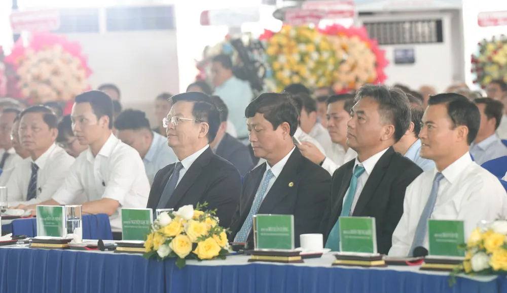Các đại biểu tham dự chương trình z6610138799520_02e5e1eaf40f8b80e8aa557fdd5d84cf.jpg