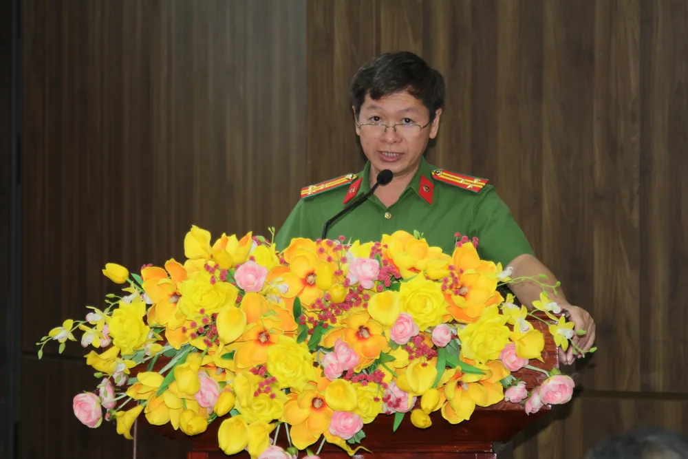 Trưởng Công an phường Dĩ An Hồ Hoàng Thanh, Trưởng Công an phường Dĩ An, nêu nhiều giải pháp đảm bảo an ninh trật tự trên địa bàn IMG_0387.JPG