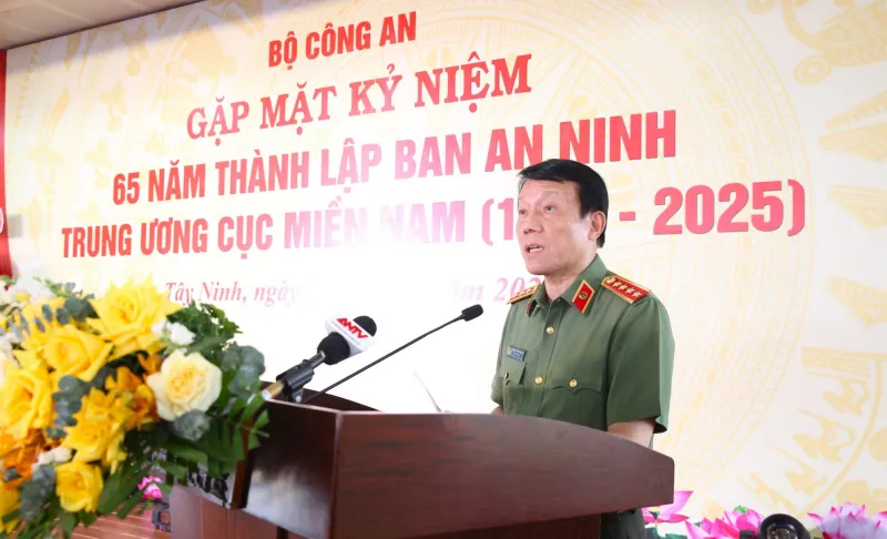 Bộ trưởng Lương Tam Quang phát biểu tại chương trình gặp mặt gap2-1753158222656.jpg