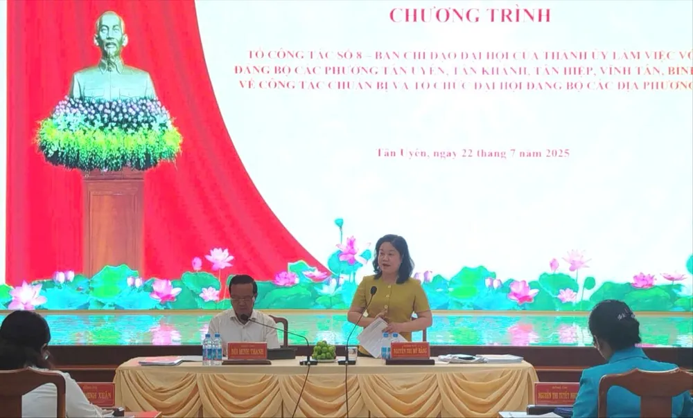 Đồng chí Nguyễn Thị Mỹ Hằng phát biểu tại buổi làm việc z6830955507814_46a188fce8cf04c92fe2dde2f02e592c.jpg