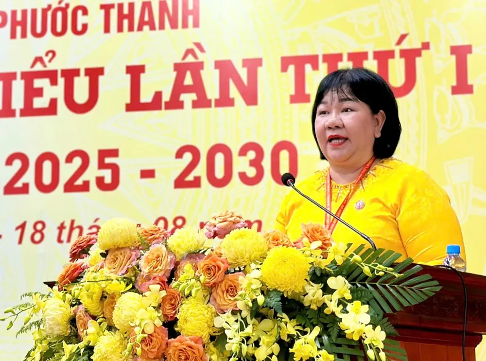 Đồng chí Nguyễn Thị Xuân Mai phát biểu khai mạc đại hội 1000029077.jpg