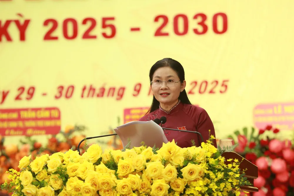Phó Bí thư Thường trực Tỉnh ủy, Chủ tịch HĐND tỉnh Đồng Nai Tôn Ngọc Hạnh phát biểu tại đại hội Hạnh 1.jpg