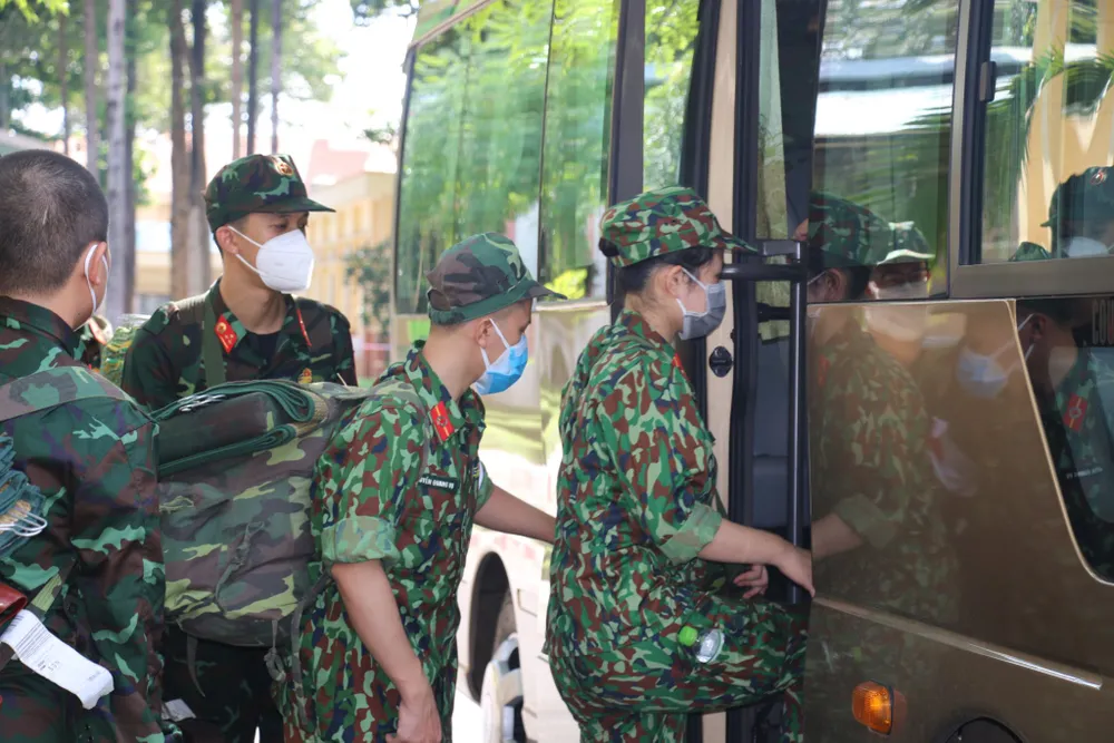 Bộ Tư lệnh TPHCM thành lập 310 tổ công tác xuất quân hỗ trợ cung cấp lương thực cho người dân ảnh 7