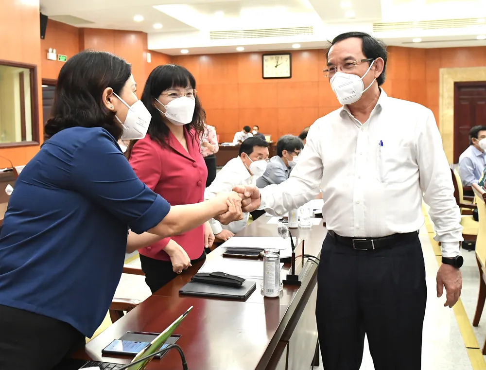 Mục tiêu tối thượng của TPHCM là bảo vệ sức khỏe và tính mạng của người dân ảnh 1