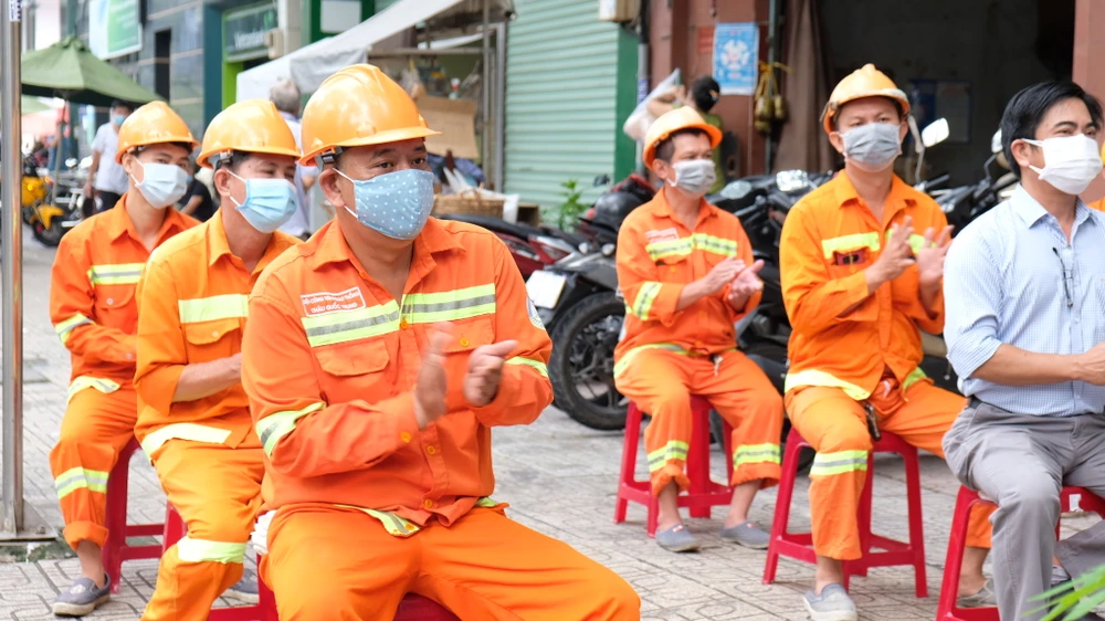Quận 5: Nhiều tuyến hẻm được cải tạo, sửa chữa ảnh 3 Quận 5: Nhiều tuyến hẻm được cải tạo, sửa chữa ảnh 3