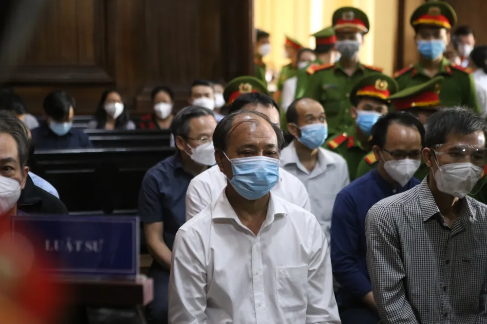 Ông Lê Tấn Hùng lãnh 25 năm tù ảnh 1