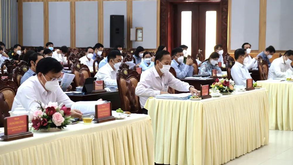 Phó Chủ tịch UBND TPHCM Lê Hòa Bình: Không được chủ quan trước biến thể Omicron ảnh 2