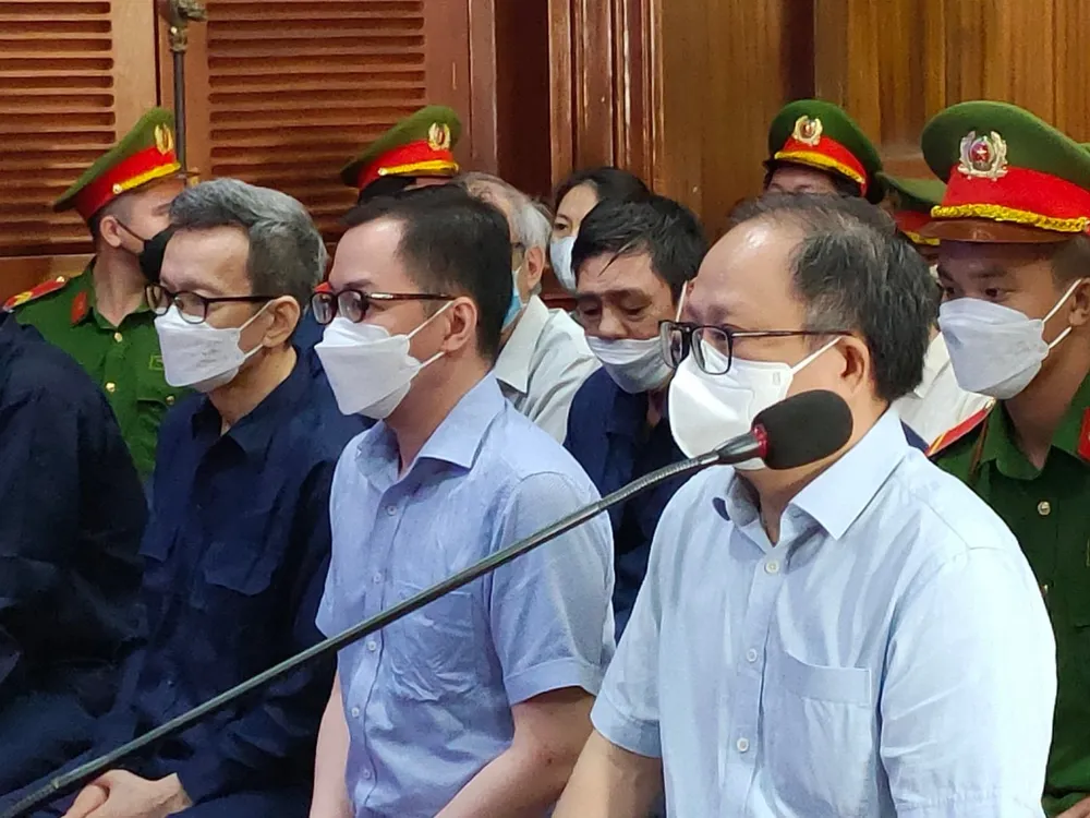 Viện Kiểm sát đề nghị ông Tất Thành Cang từ 12-14 năm tù, Tề Trí Dũng từ 20-22 năm tù ảnh 2