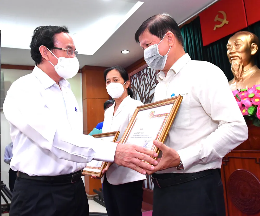 Bí thư Thành ủy TPHCM Nguyễn Văn Nên: Tiếp tục quan tâm tạo nguồn cán bộ trẻ, cán bộ nữ ảnh 1