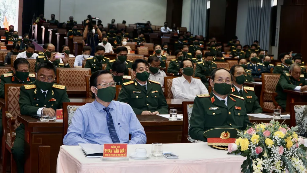 Xây dựng lực lượng vũ trang TPHCM vững mạnh toàn diện ảnh 3 Xây dựng lực lượng vũ trang TPHCM vững mạnh toàn diện ảnh 3