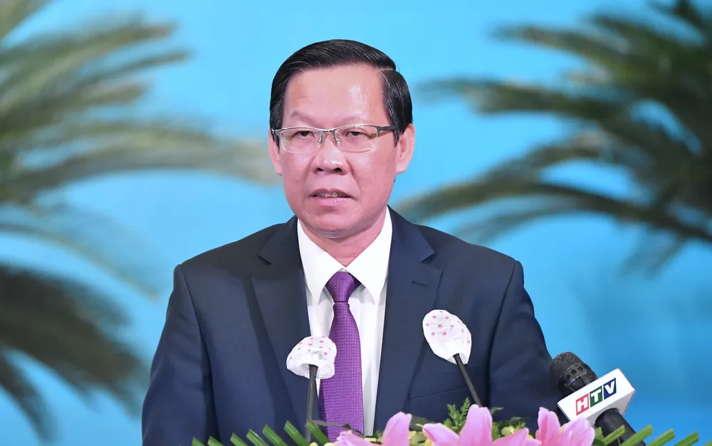 Chủ tịch UBND TPHCM Phan Văn Mãi: Mong kiều bào hiến kế, đầu tư để TPHCM phát triển sau đại dịch ảnh 3