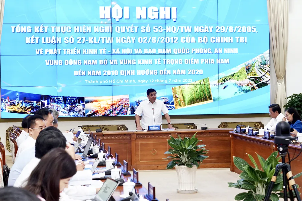 Ùn tắc giao thông gây cản trở lớn cho sự phát triển TPHCM ảnh 1