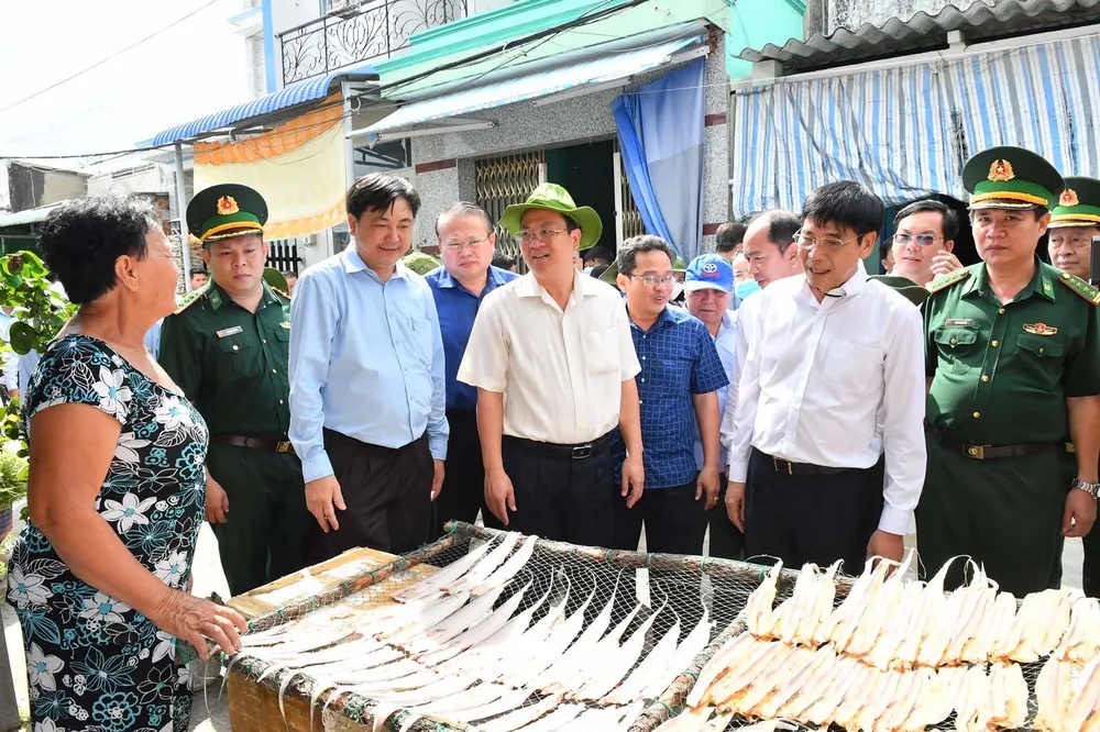 Phó Bí thư Thành ủy TPHCM Nguyễn Hồ Hải: Quan tâm chăm lo đời sống, sức khỏe người dân xã đảo Thạnh An ảnh 2