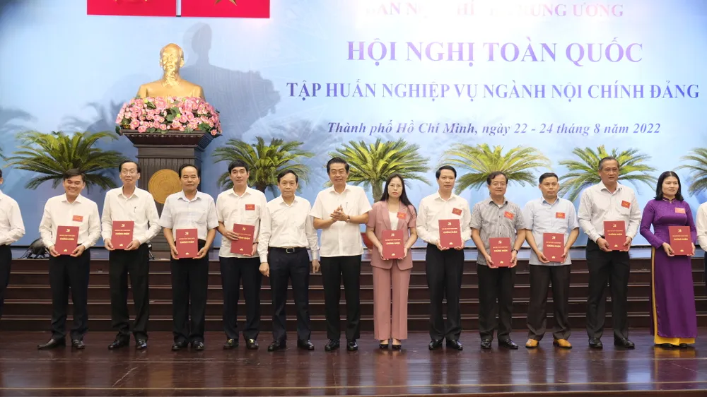 Có tình trạng cán bộ sợ sai không dám làm, đùn đẩy trách nhiệm ảnh 2