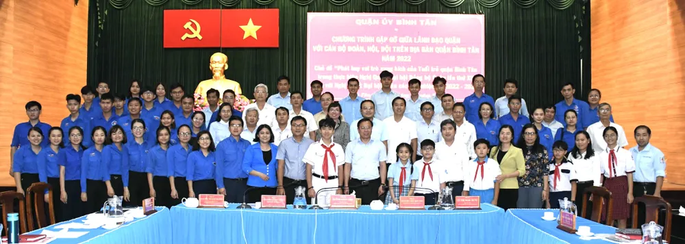 Lãnh đạo quận Bình Tân lắng nghe hiến kế của thanh thiếu nhi ảnh 1