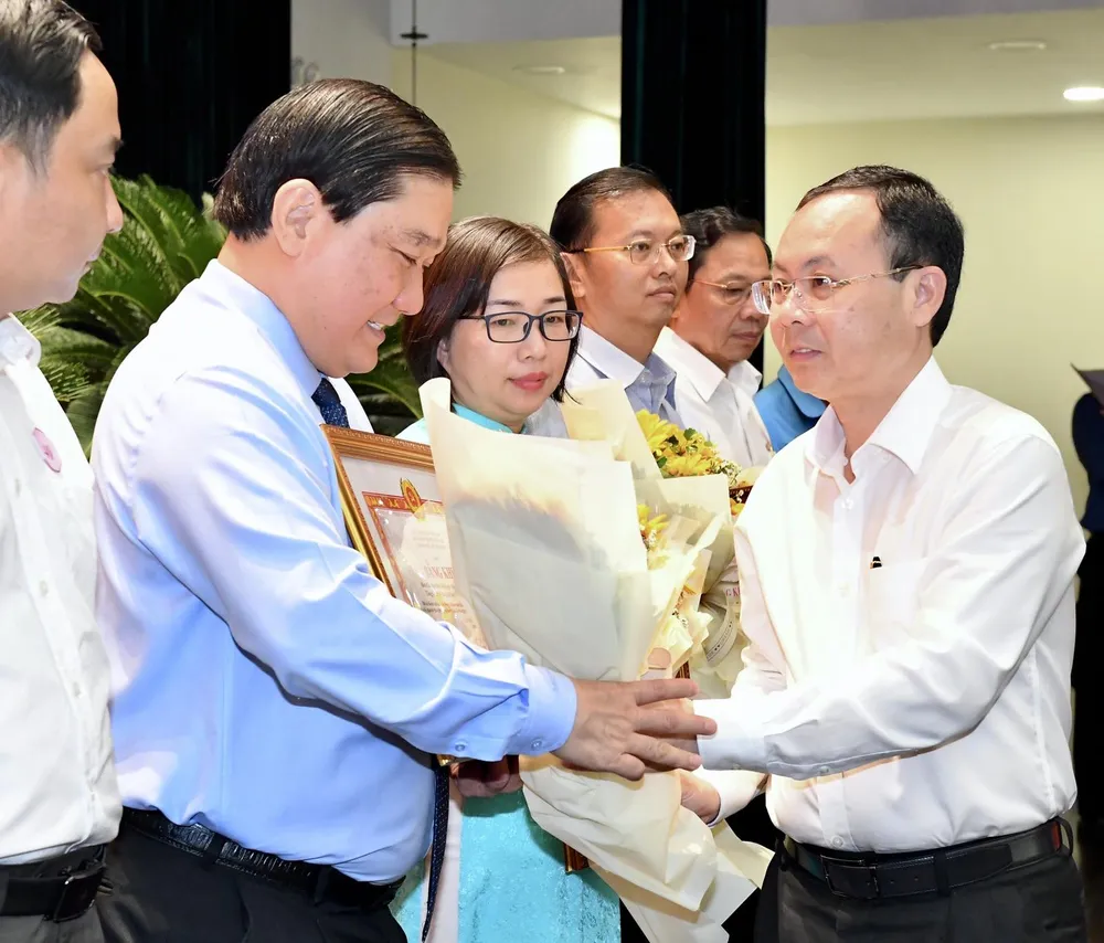 Phó Bí thư Thành ủy TPHCM Nguyễn Hồ Hải: Đẩy lùi lối sống thực dụng, vô cảm trước những khó khăn, bức xúc của người dân ảnh 3