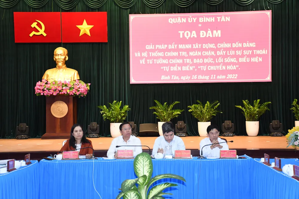 Dựa vào dân để quản lý cán bộ, đảng viên ảnh 1