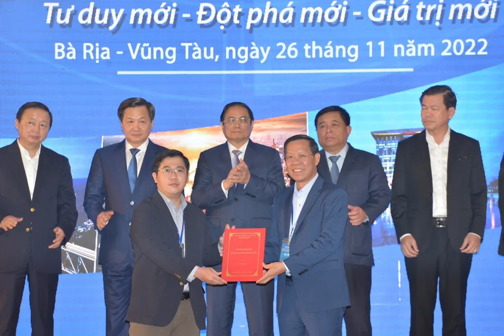 Thủ tướng Phạm Minh Chính: Suốt 10 năm qua, vì sao cả vùng Đông Nam bộ chỉ có 50km đường cao tốc? ảnh 6