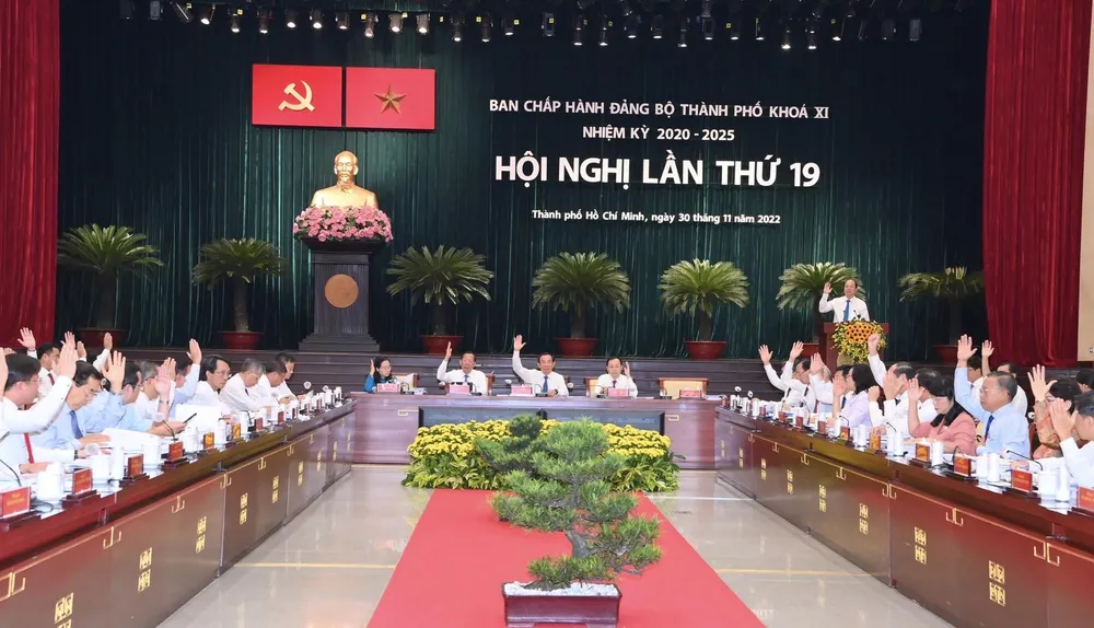 Hội nghị Thành ủy TPHCM lần thứ 19: Tìm giải pháp để TPHCM phát triển nhanh, bền vững ảnh 5