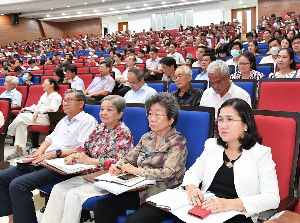 Bí thư Thành ủy TPHCM Nguyễn Văn Nên: Chương trình hành động nói được, làm được ảnh 4
