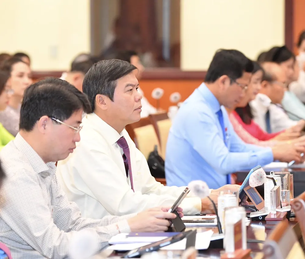 TPHCM tái cơ cấu kinh tế theo hướng nâng cao tính tự chủ, thích ứng và chống chịu cao ảnh 4