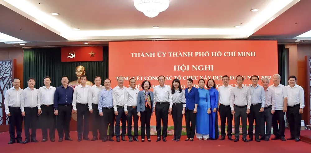 Trưởng Ban Tổ chức Trung ương Trương Thị Mai và Bí thư Thành ủy TPHCM Nguyễn Văn Nên cùng các đại biểu dự hội nghị. Ảnh: VIỆT DŨNG Trưởng Ban Tổ chức Trung ương Trương Thị Mai và Bí thư Thành ủy TPHCM Nguyễn Văn Nên cùng các đại biểu dự hội nghị. Ảnh: VIỆT DŨNG