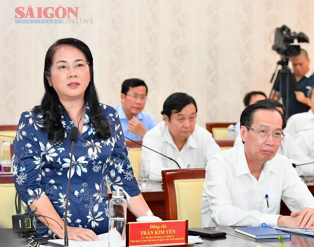 Chủ tịch Ủy ban MTTQ Việt Nam TPHCM Trần Kim Yến góp ý tại hội nghị. Ảnh: VIỆT DŨNG Chủ tịch Ủy ban MTTQ Việt Nam TPHCM Trần Kim Yến góp ý tại hội nghị. Ảnh: VIỆT DŨNG