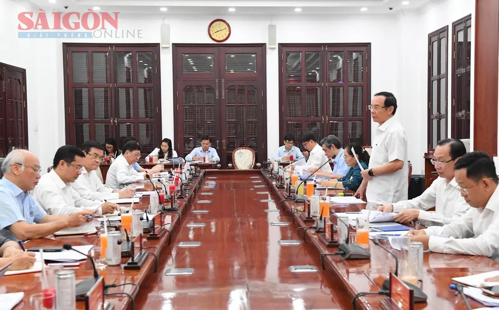 Phiên họp thứ 3 của Ban Chỉ đạo phòng, chống tham nhũng, tiêu cực TPHCM ngày 13-4. Ảnh: VIỆT DŨNG Phiên họp thứ 3 của Ban Chỉ đạo phòng, chống tham nhũng, tiêu cực TPHCM ngày 13-4. Ảnh: VIỆT DŨNG