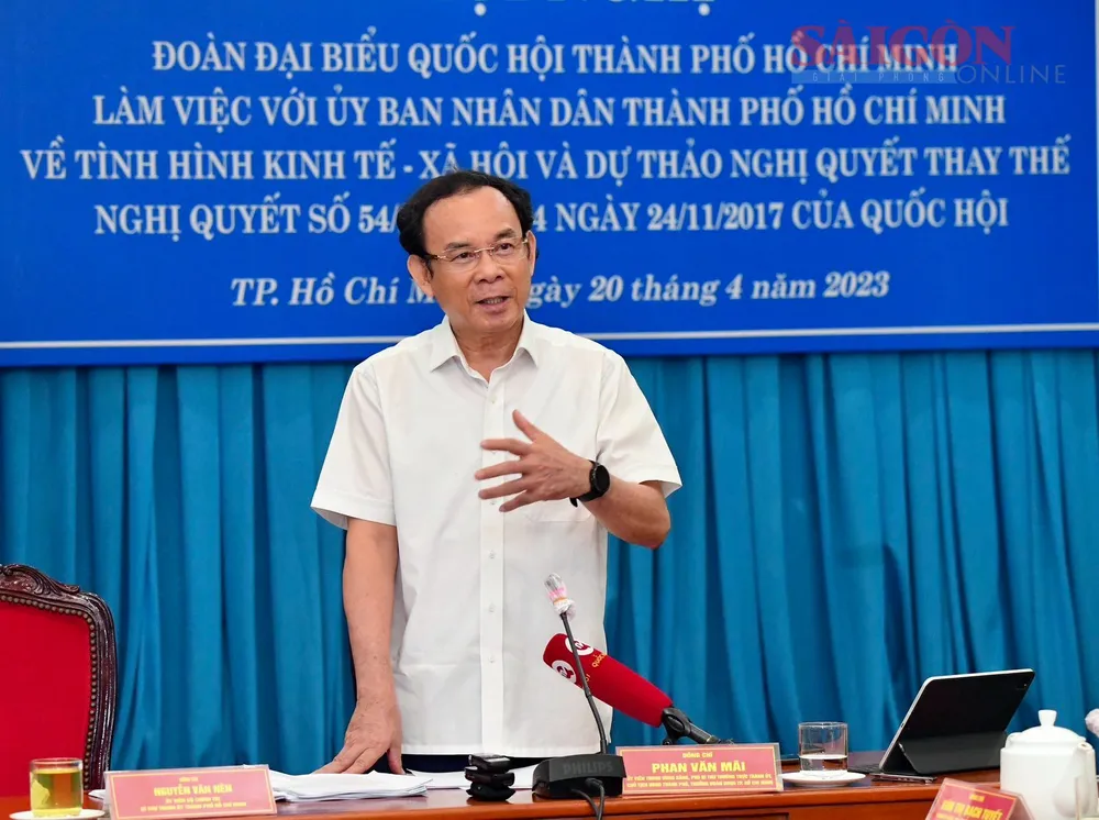 Bí thư Thành ủy TPHCM Nguyễn Văn Nên phát biểu tại buổi làm việc. Ảnh: VIỆT DŨNG Bí thư Thành ủy TPHCM Nguyễn Văn Nên phát biểu tại buổi làm việc. Ảnh: VIỆT DŨNG