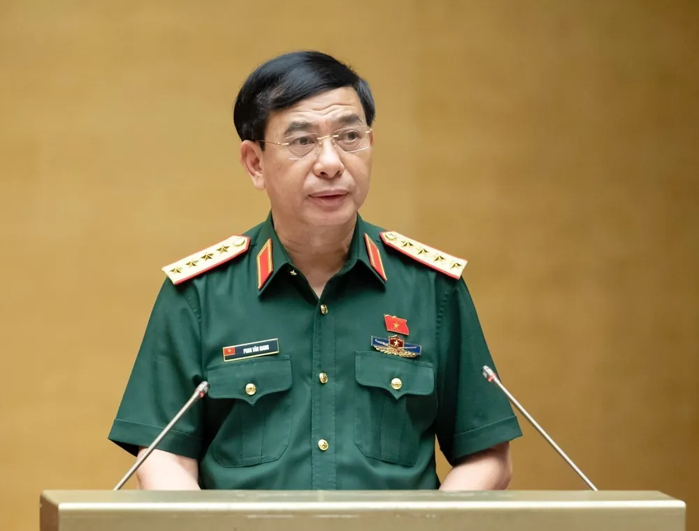 Đại tướng Phan Văn Giang trình bày tờ trình. Ảnh: QUANG PHÚC