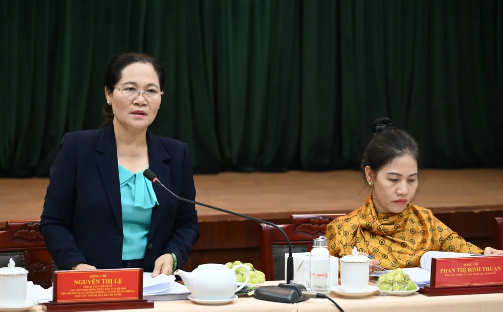 Phó Bí thư Thành ủy, Chủ tịch HĐND TPHCM Nguyễn Thị Lệ phát biểu kết luận. Ảnh: VĂN MINH