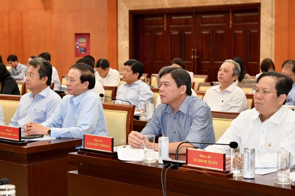 Đại biểu dự hội nghị. Ảnh: VIỆT DŨNG Đại biểu dự hội nghị. Ảnh: VIỆT DŨNG
