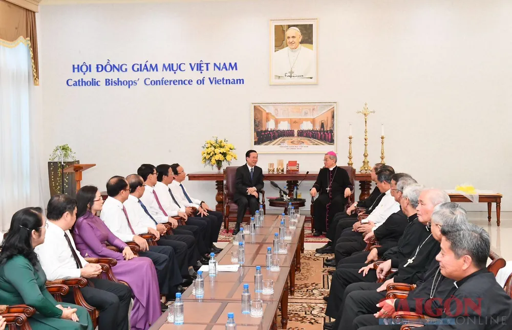 Quang cảnh buổi Chủ tịch nước đến thăm Hội đồng Giám mục Việt Nam. Ảnh: VIỆT DŨNG Quang cảnh buổi Chủ tịch nước đến thăm Hội đồng Giám mục Việt Nam. Ảnh: VIỆT DŨNG